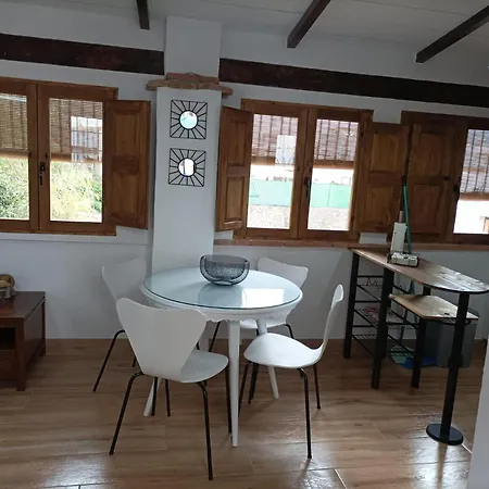 Casa Invitados La Pastora Δωμάτια σε οικογενειακή κατοικία Cenes De La Vega